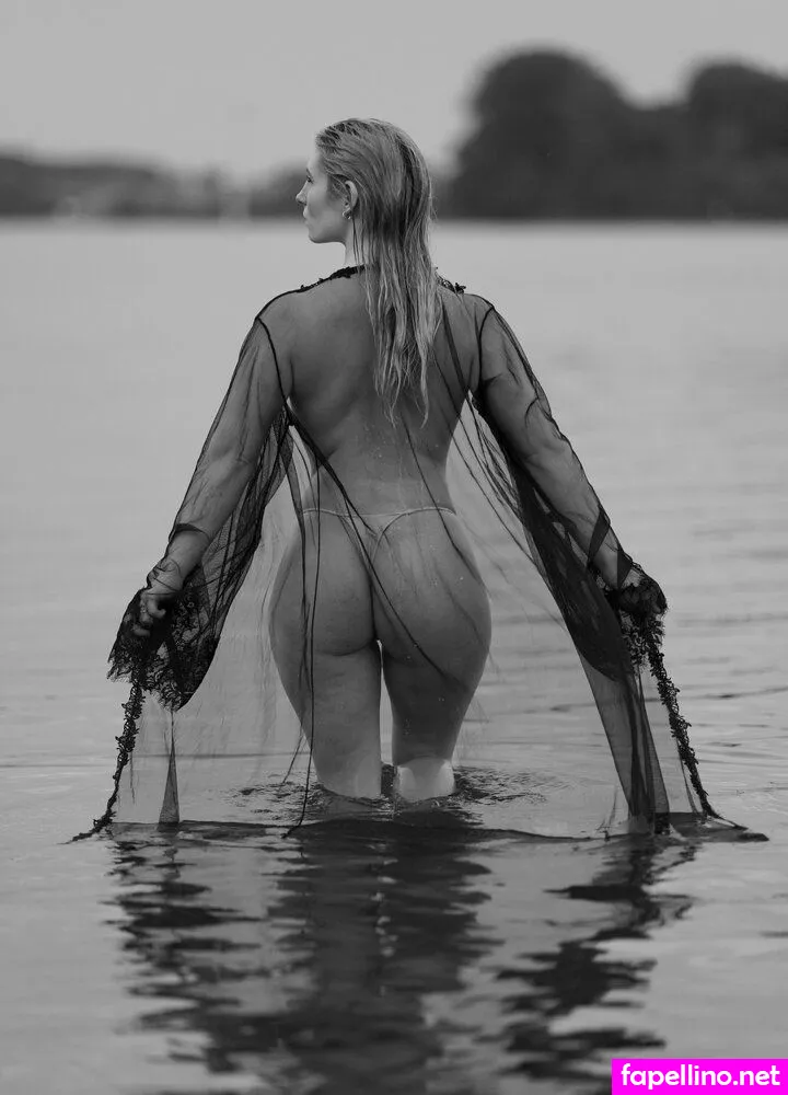 Itsaprilfree, itsaprilfriends Leaked Nude Picture #mL2OhxJcBV