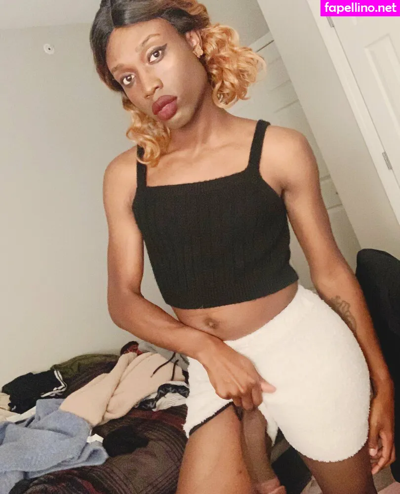 Itsvaleriemay, valxmay_ Leaked Nude Picture #5XbORAKa7w