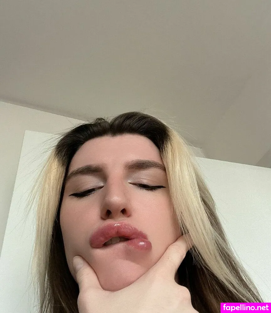 Https:, izzywinterz Leaked Nude Picture #VEZjLzGhGG