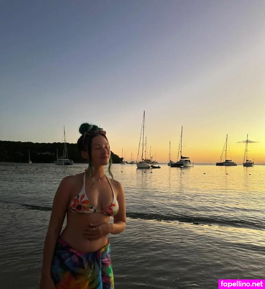 Au, heyitsau_ra Leaked Nude Picture #S3awAsq7by