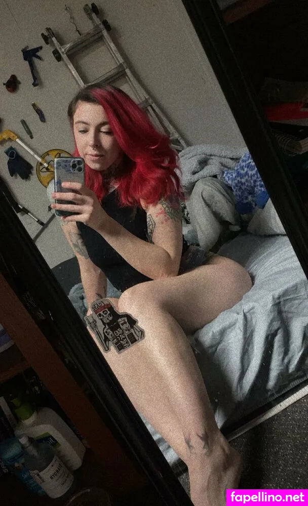Jenisbringingthedrugs, whitetrash_heart_throb Leaked Nude Picture #0aqEv5U6zX