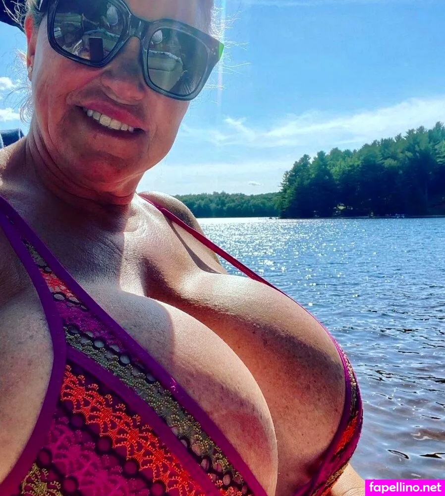 Jeriella, jerijuggies Leaked Nude Picture #lIIA2vu31o