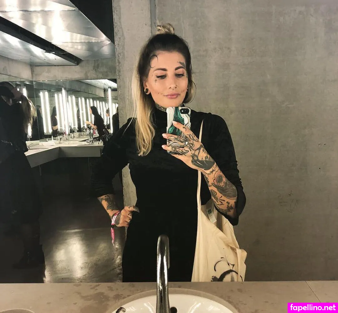Julia Oertgen Leaked Nude Picture #2nFk9acgcb