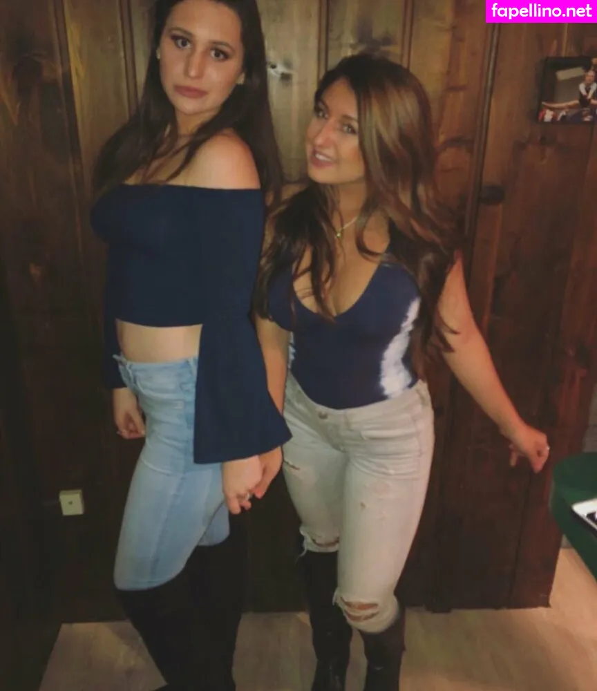 Julia & Olivia Leaked Nude Picture #dJldHnm3Li