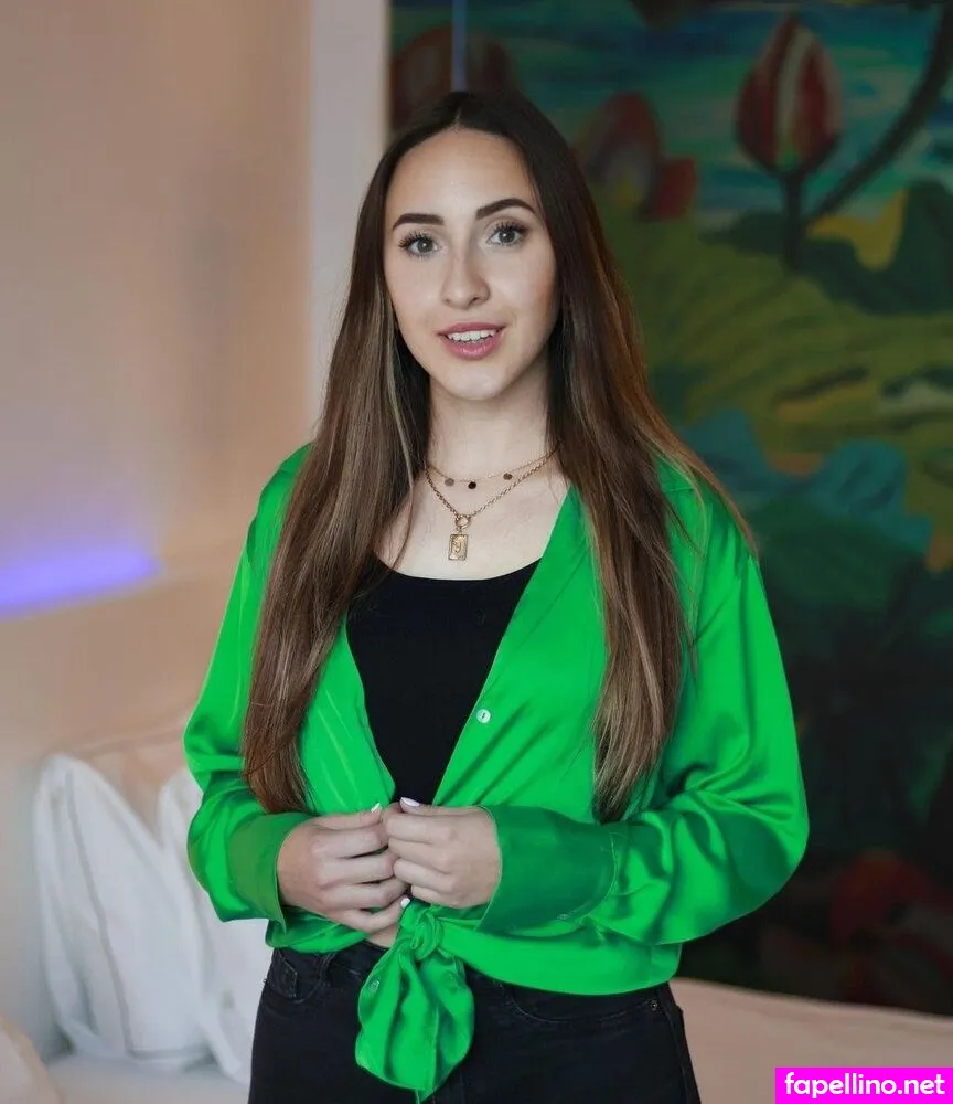 Juliabellax Leaked Nude Picture #56x0zmi3fQ