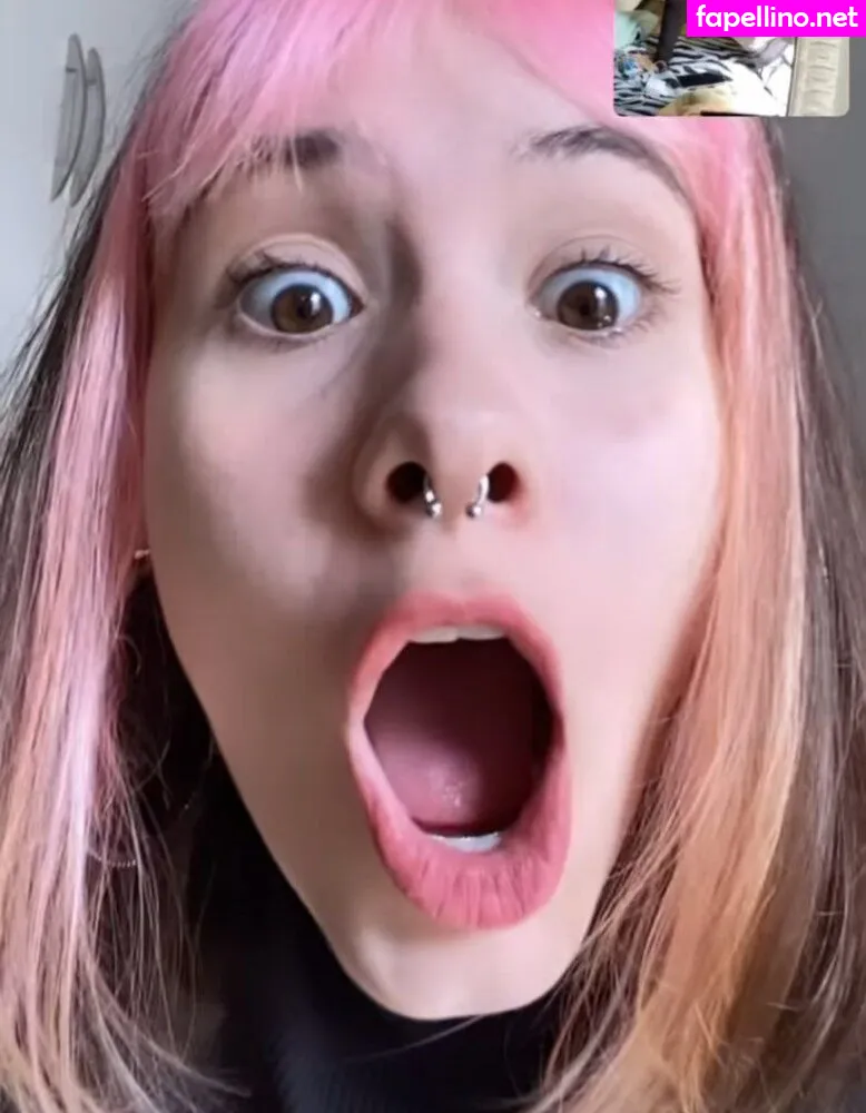 Juliakbarni, missmiapeaches Leaked Nude Picture #Hz9KS4PN1A