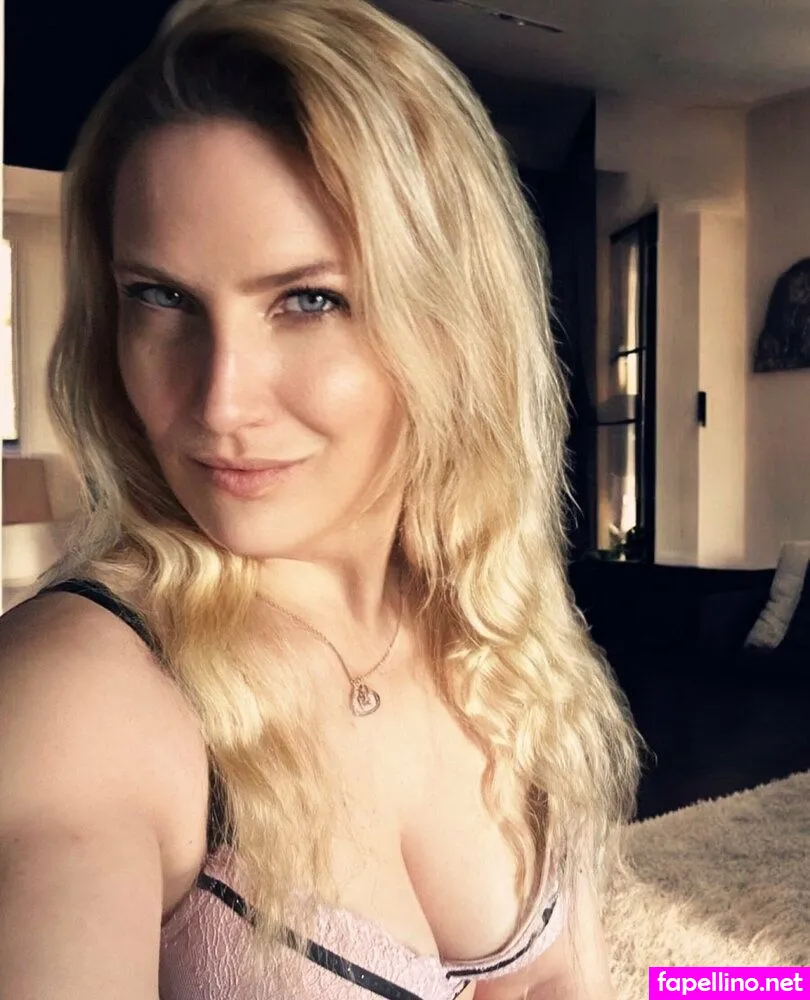 Julesmwinter, juliawinter_free Leaked Nude Picture #nyxMYPYoh4