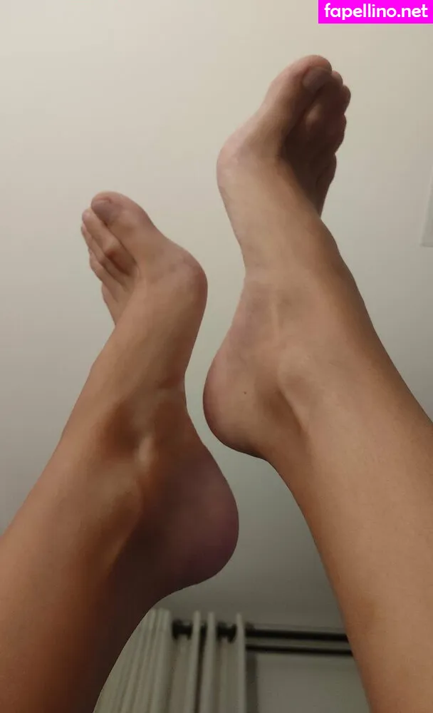 Julie.bigfeet, juliesfeet Leaked Nude Picture #ObLgKdGD7k