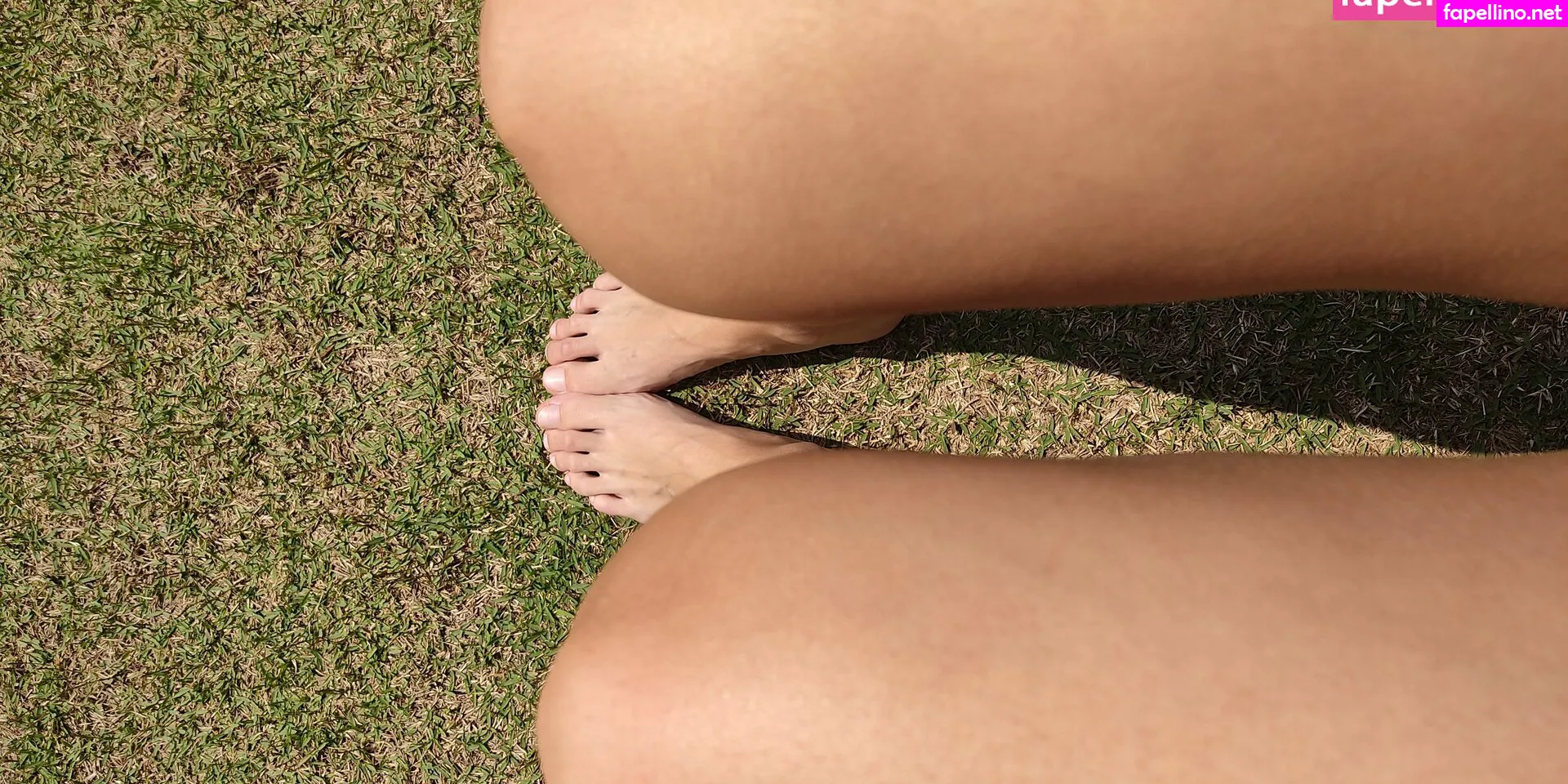 Julie.bigfeet, juliesfeet Leaked Nude Picture #oxPepZcy2N