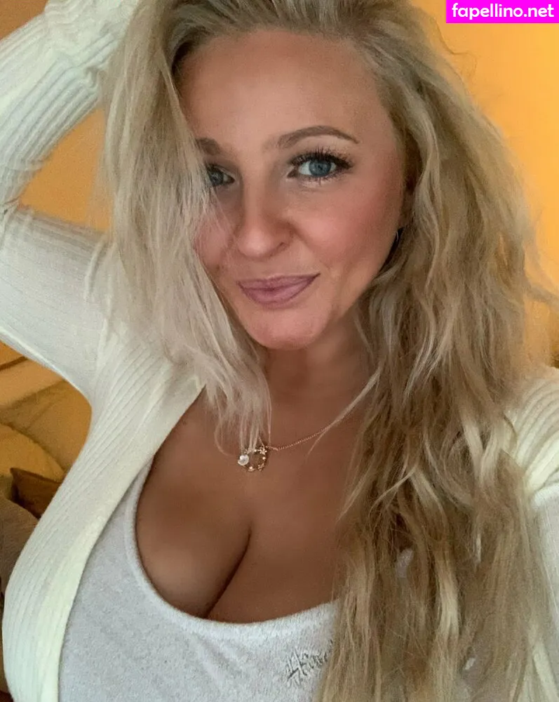 NoProbsJu, julieband, juliediablotine Leaked Nude Picture #ILsbE45fj1