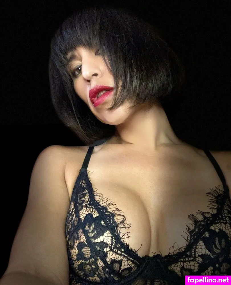 Julietparisfree, julietparkerofficial Leaked Nude Picture #YsMu9Uvn96