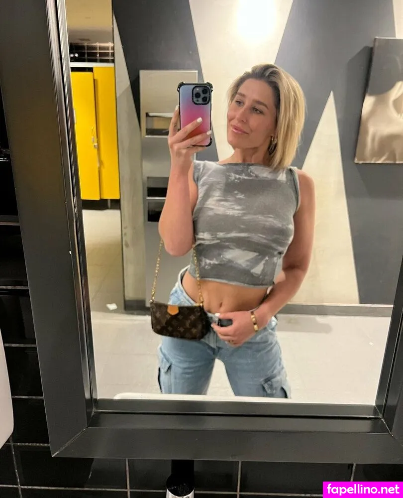 Julia Woodford, julzjulzjulzz, julzzx3 Leaked Nude Picture #HyLapeD8a2
