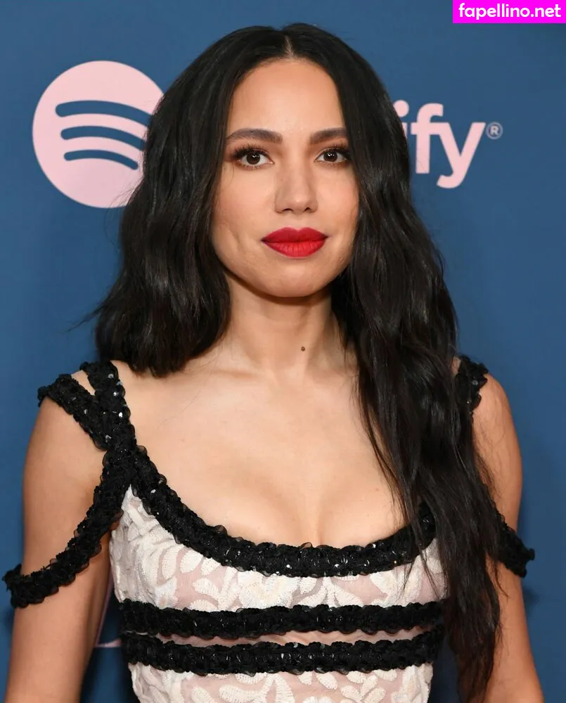 Jurneesmollett Leaked Nude Picture #mF8WLKIBar