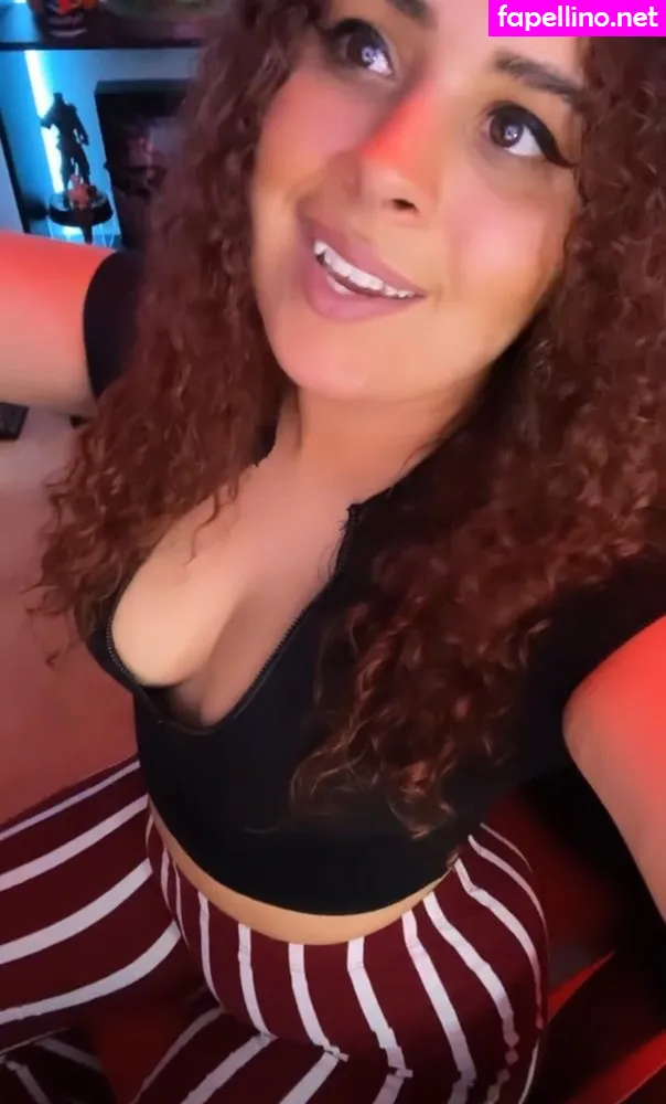 JustYeliz, yesjulz Leaked Nude Picture #v3MUnzDRCx
