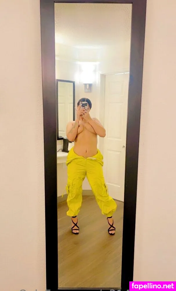 K_.kremz, k_kreamz Leaked Nude Picture #KeeVBJrFHL