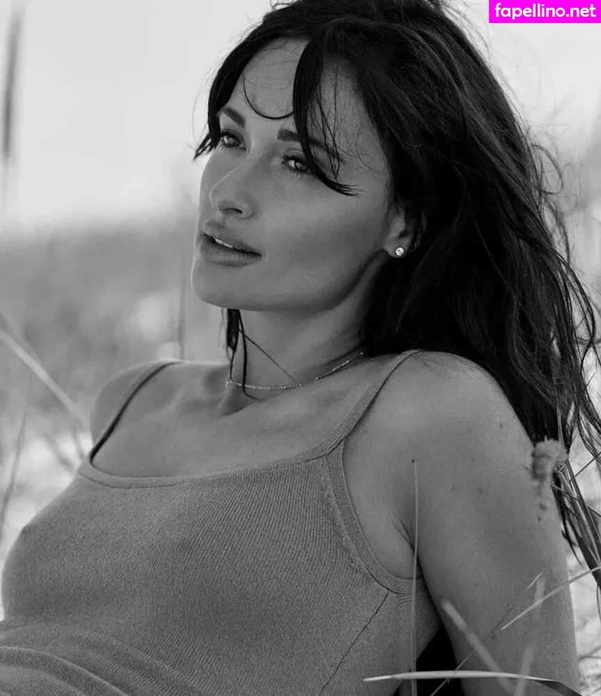Kacey Musgraves, spaceykacey Leaked Nude Picture #BUOcB6P0PH