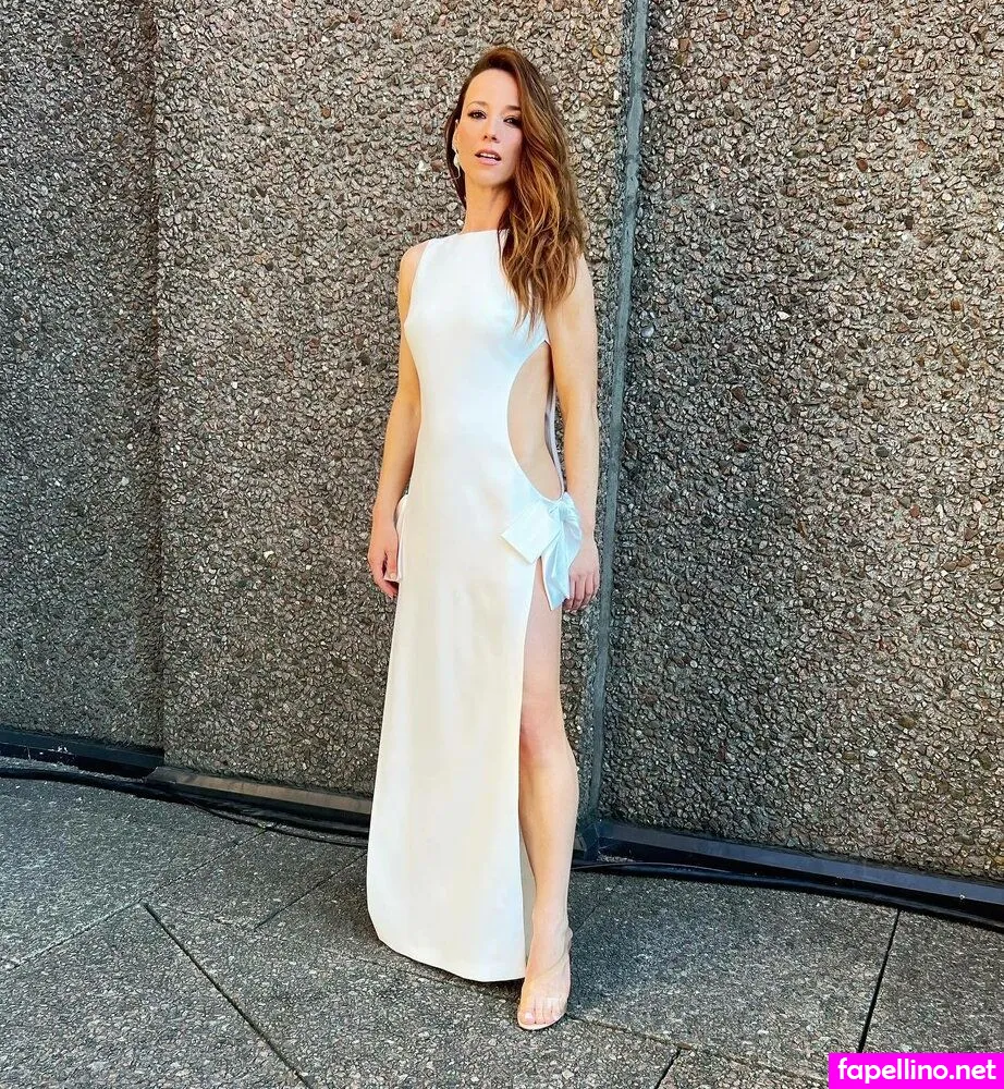 Karinevanasse Leaked Nude Picture #Cx6rEu2dvc