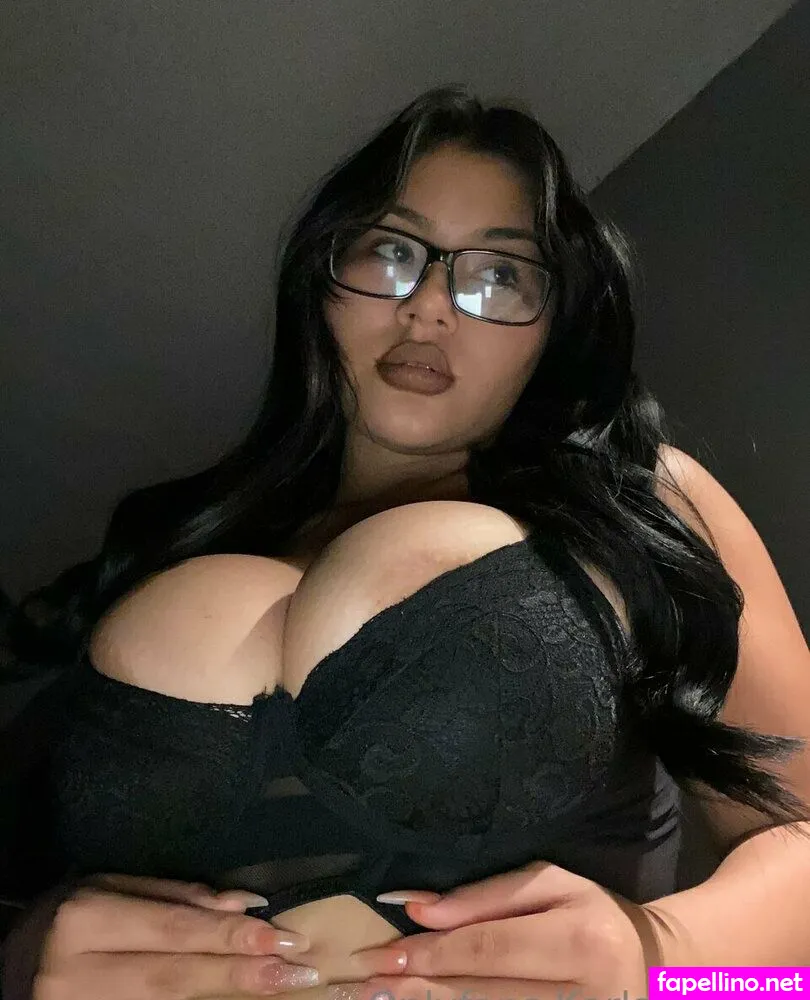 Karlayuritzzi, kyuritzy3, kyuritzy6 Leaked Nude Picture #v4hb2NXZEo