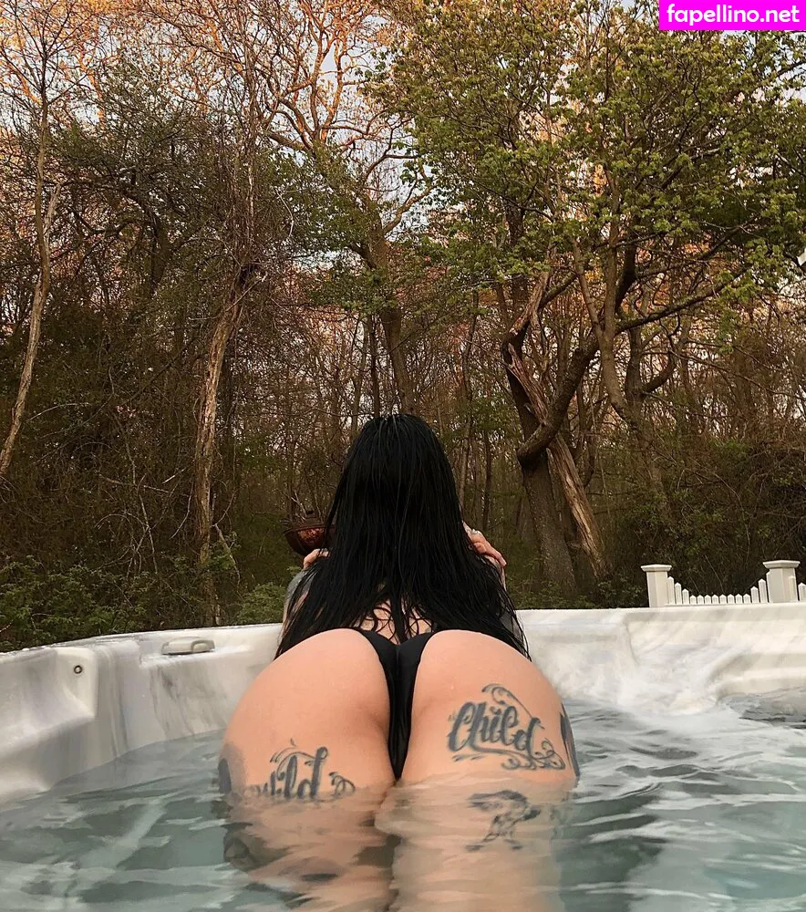 Iamkarleejane, karleejane13 Leaked Nude Picture #S6c9edurop