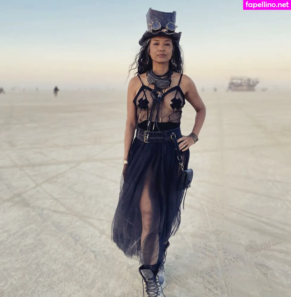 33edge, kellyhu Leaked Nude Picture #nQyJKMF98g