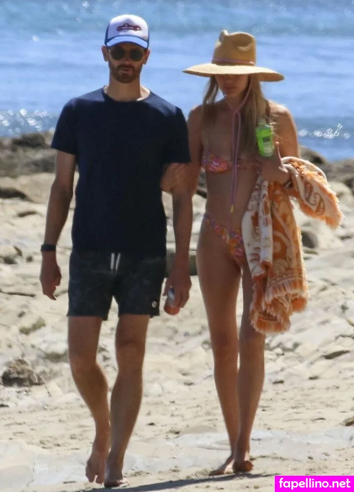Kellyrohrbach Leaked Nude Picture #L85o6lan36