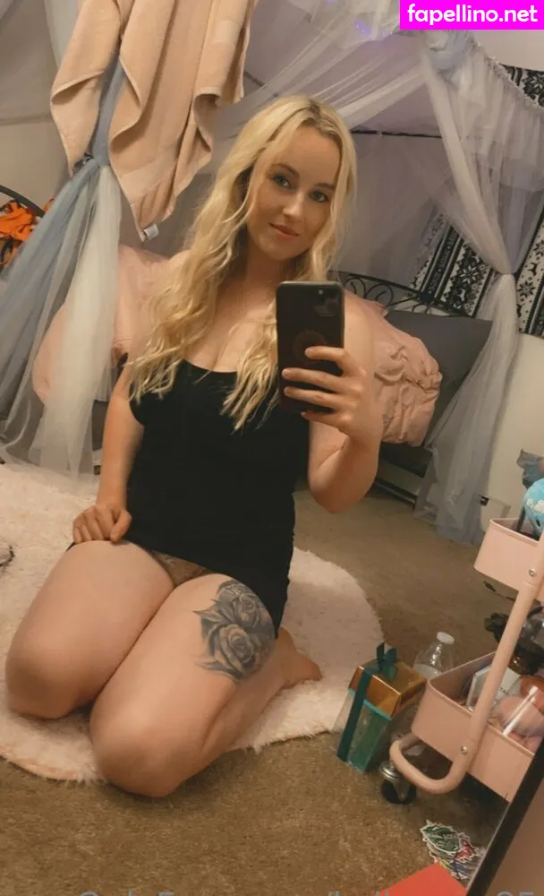 Kellymichelleox, kellyxoxo85 Leaked Nude Picture #blMbht6F8g
