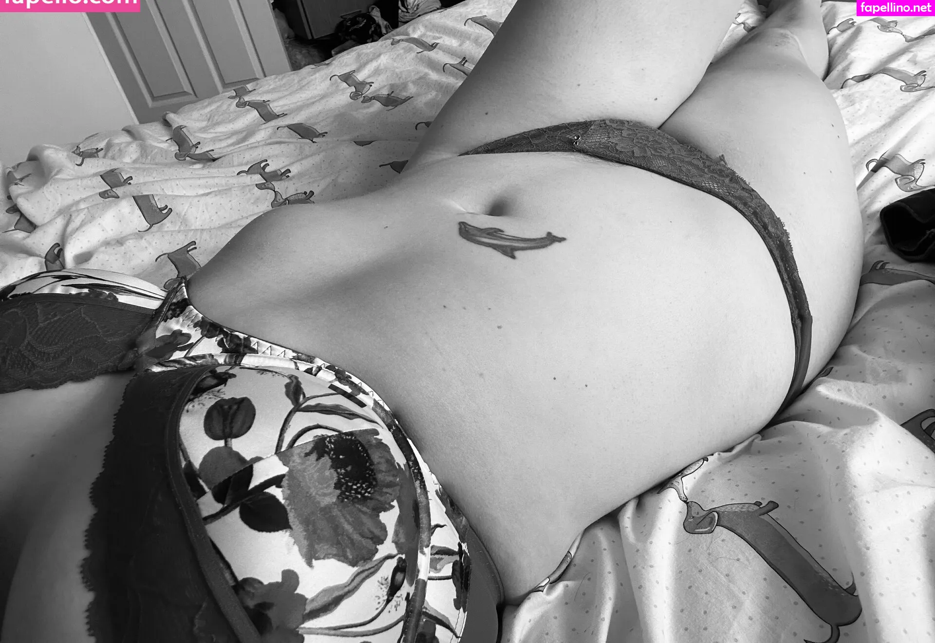 Kharis_curves, khariscurves Leaked Nude Picture #YXmwzZplsl
