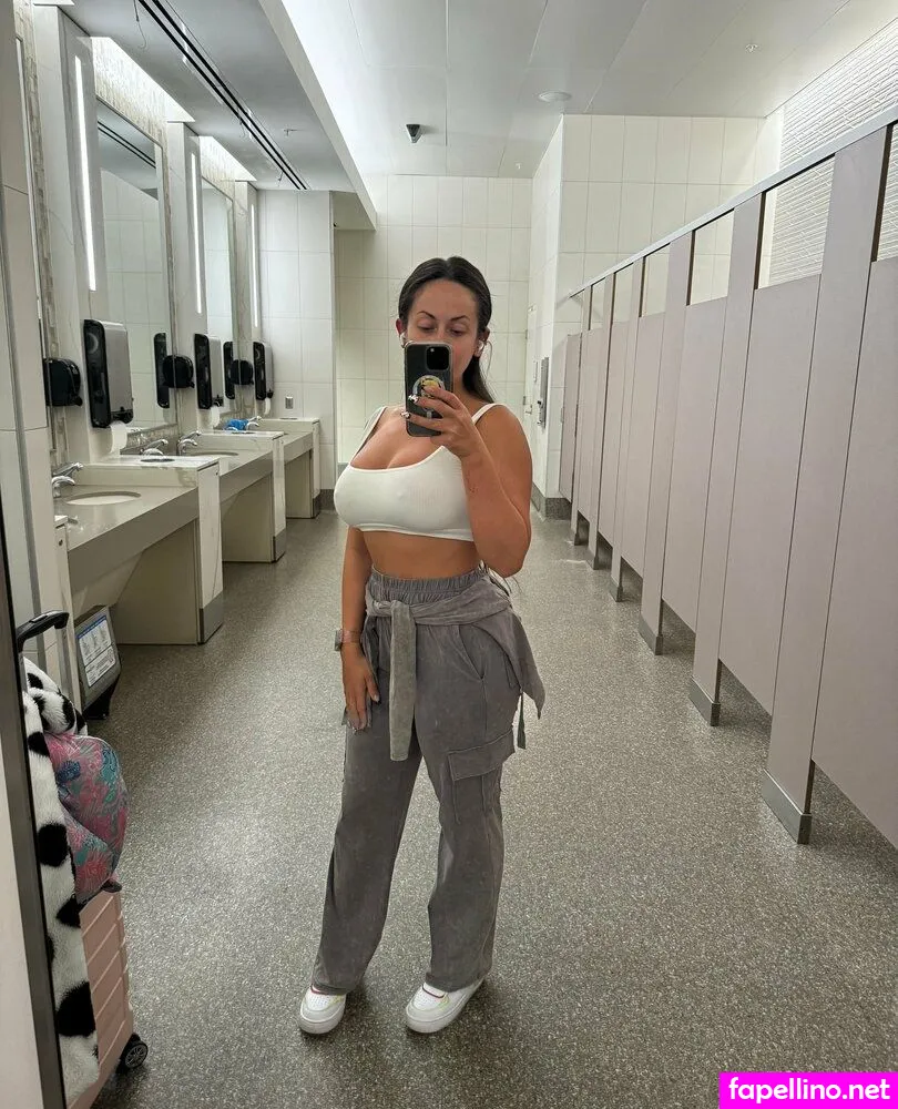 Kikikloutfree, kikithesnack Leaked Nude Picture #uHaGvMDSKQ