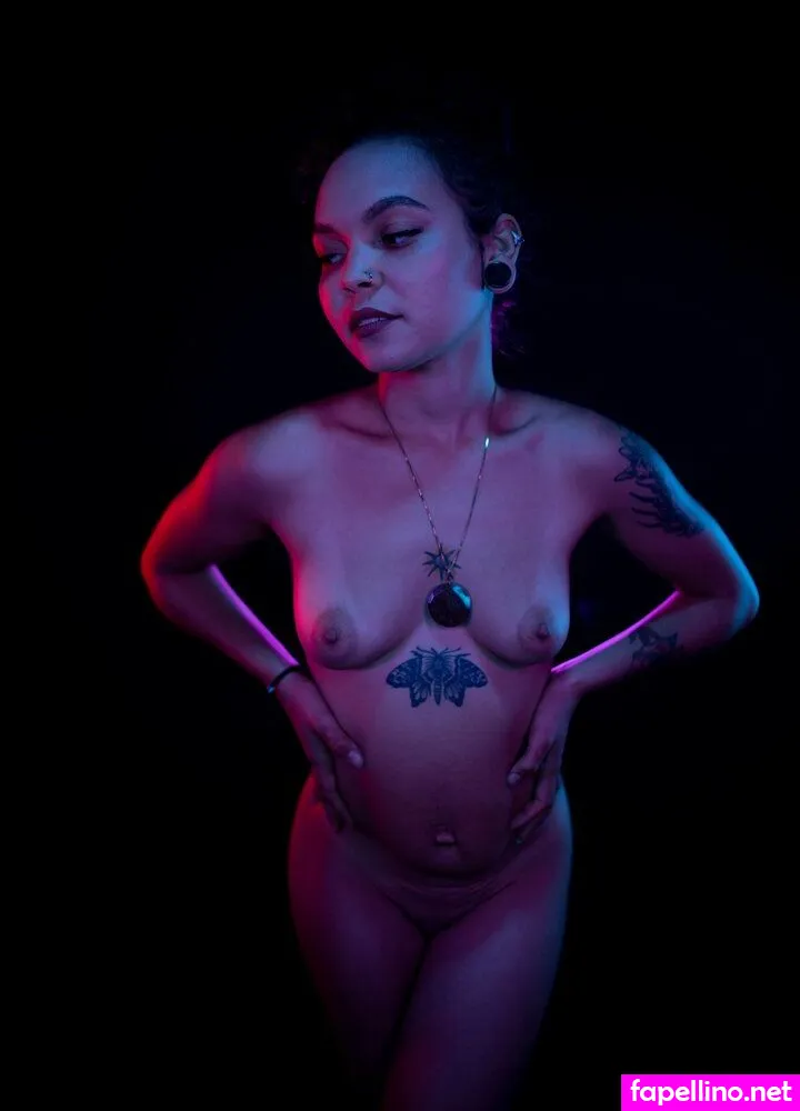 Kinglynese Leaked Nude Picture #4JRpLR9La5