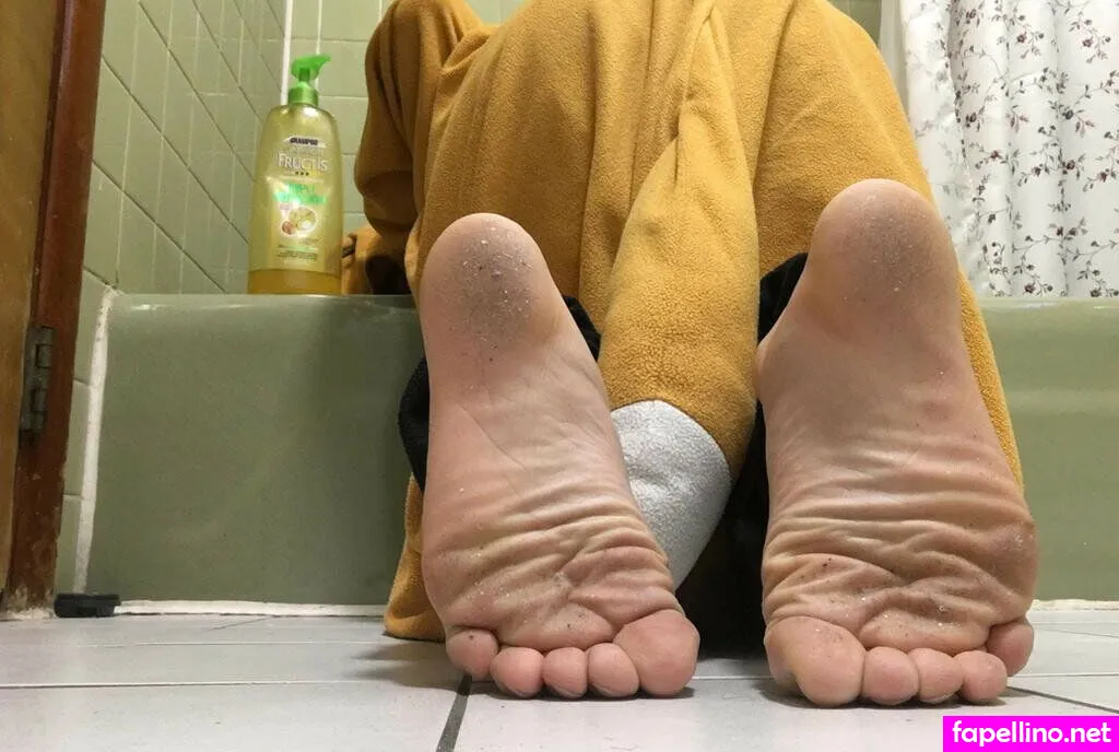 DeviantArt Leaked Nude Picture #vH35EWaXpb