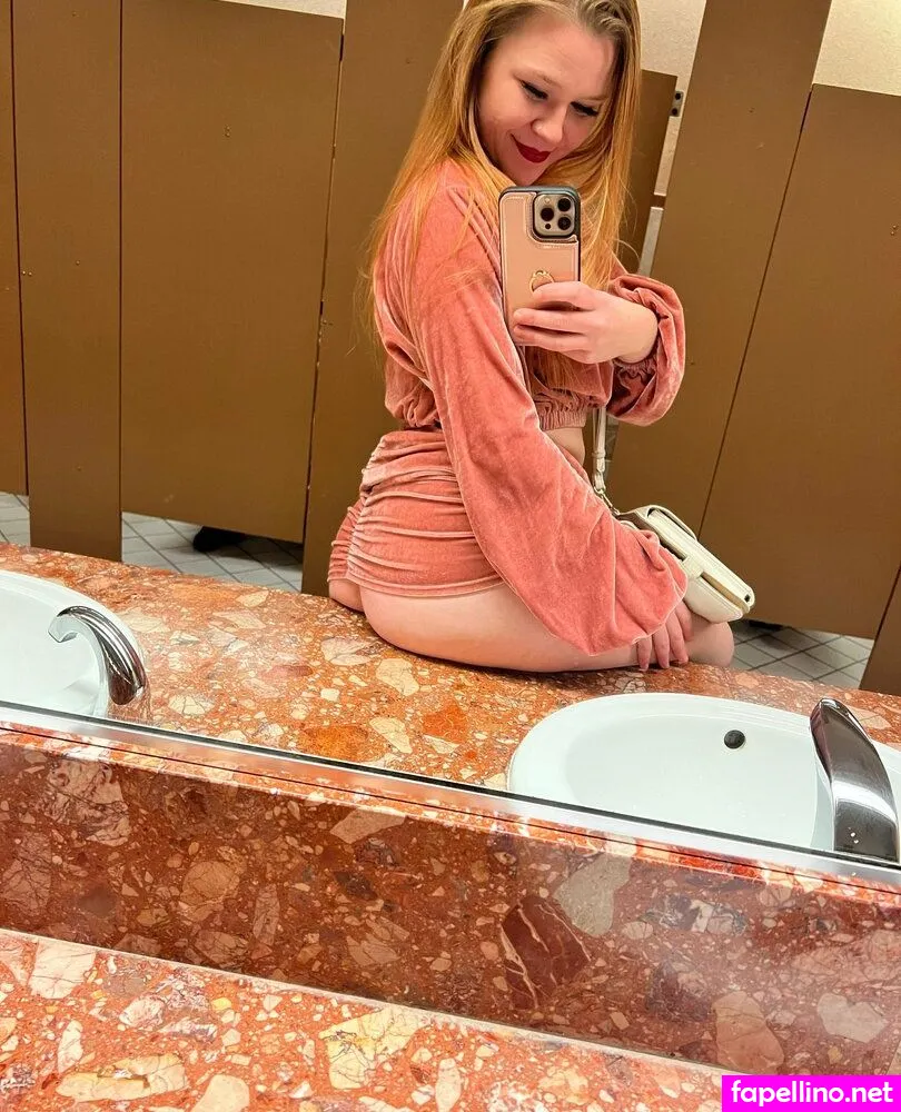 Bestbudskindoflove_143, kittenlovesalott Leaked Nude Picture #LrrRotpYIo