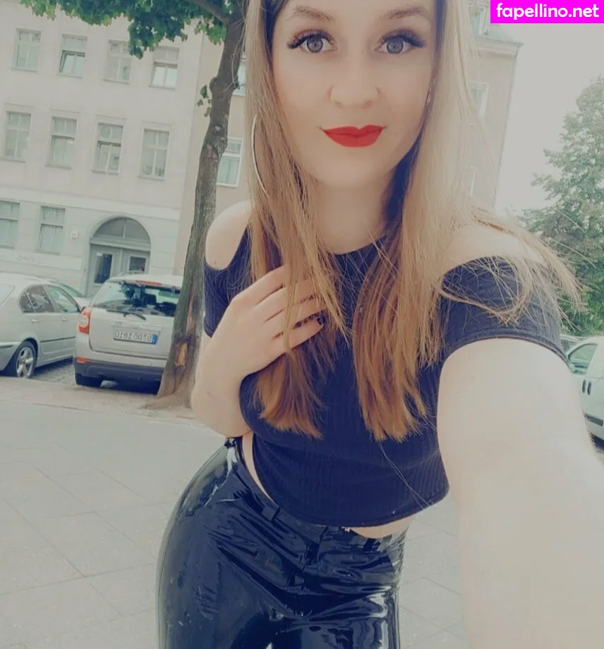 Kitty.lou.life, kittylou Leaked Nude Picture #Lrjm7mR9KM