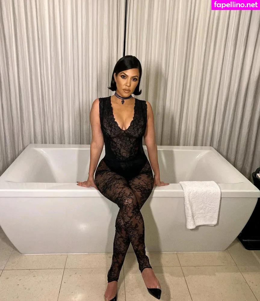 Kourtneykardash Leaked Nude Picture #C62E0voXO3
