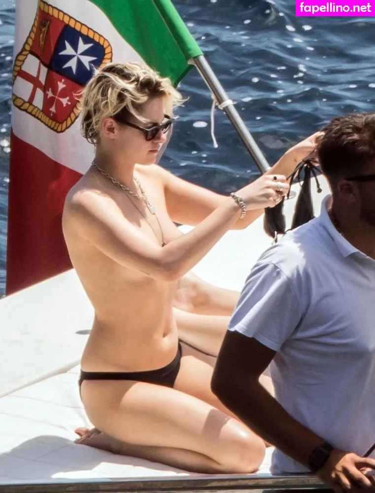 Kristenstewart, kristenstewartx Leaked Nude Picture #CF3bMNTfWr