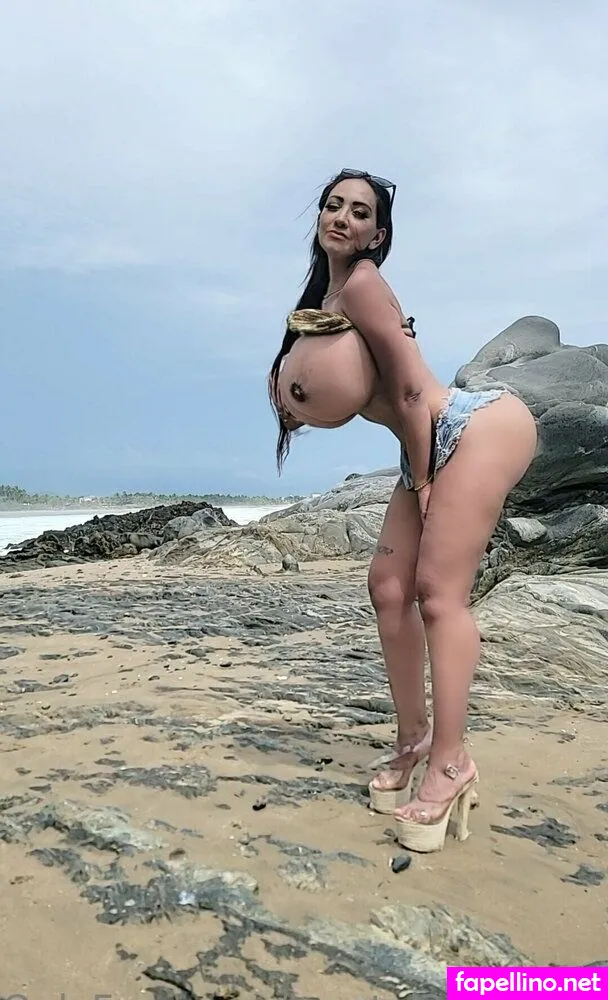 Bellalatinaaa, krystal32jj-bellalatina Leaked Nude Picture #A0M595LGB8