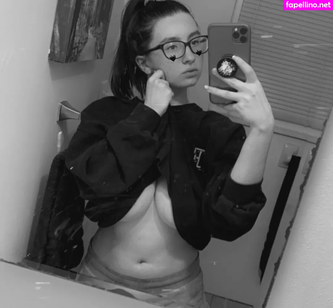 Kylieefans, kylieeow Leaked Nude Picture #vMgIXF5xOy