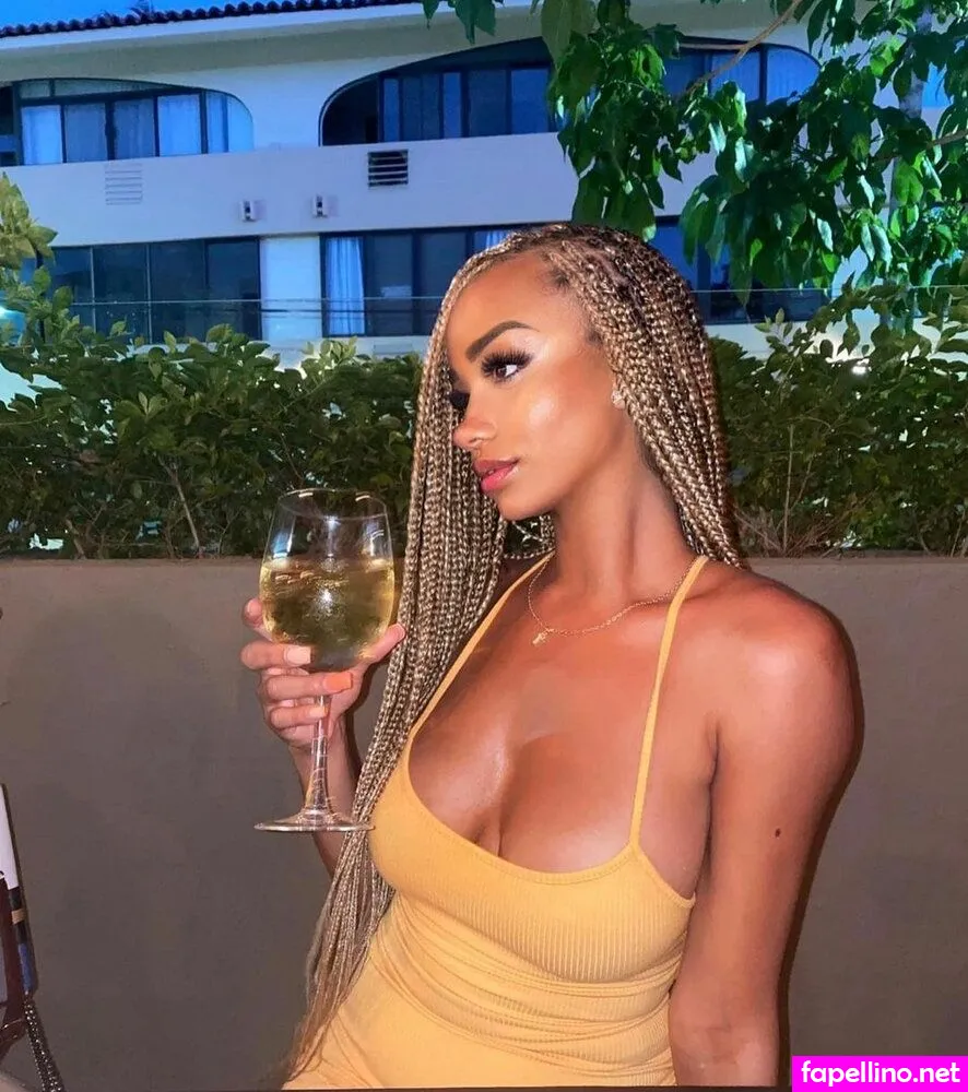 Laceyburks, kokochanelgoddess Leaked Nude Picture #aCykyI9PRN
