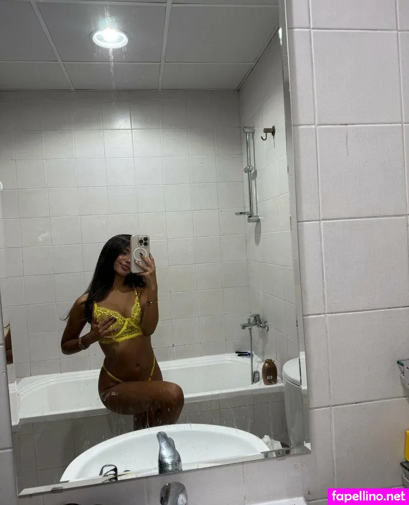 Laeyanah, laeyanahh Leaked Nude Picture #eBPUOg1q3K