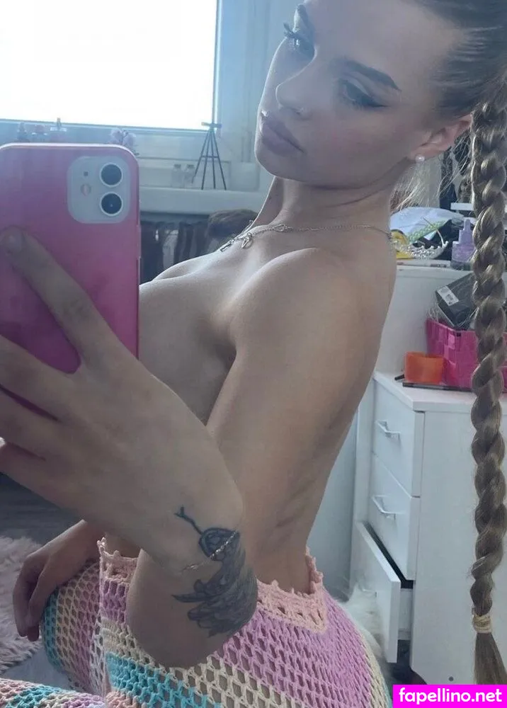 Lara Bttn, lara.bttn.lara, larabttnab18 Leaked Nude Picture #lmR3DePqQu