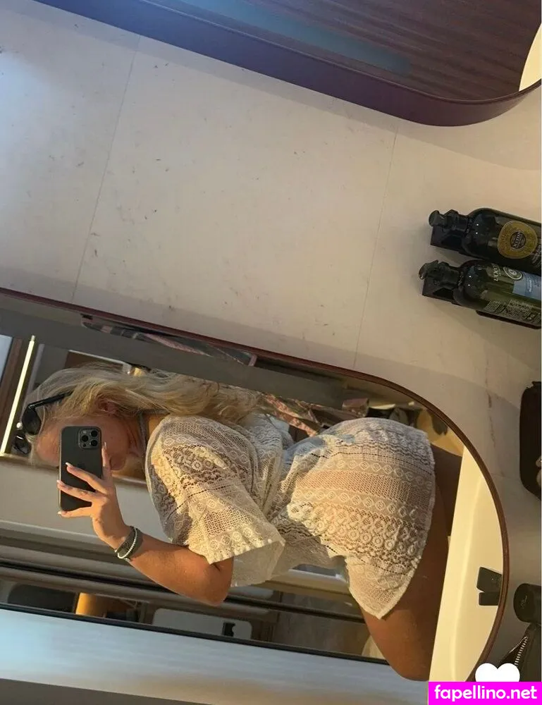 Laracharlotteee Leaked Nude Picture #8x2H67f9wr