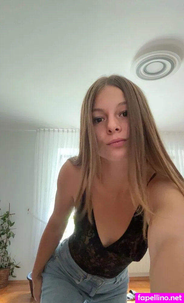 Larasweetclub Leaked Nude Picture #hCWr5K7y4P