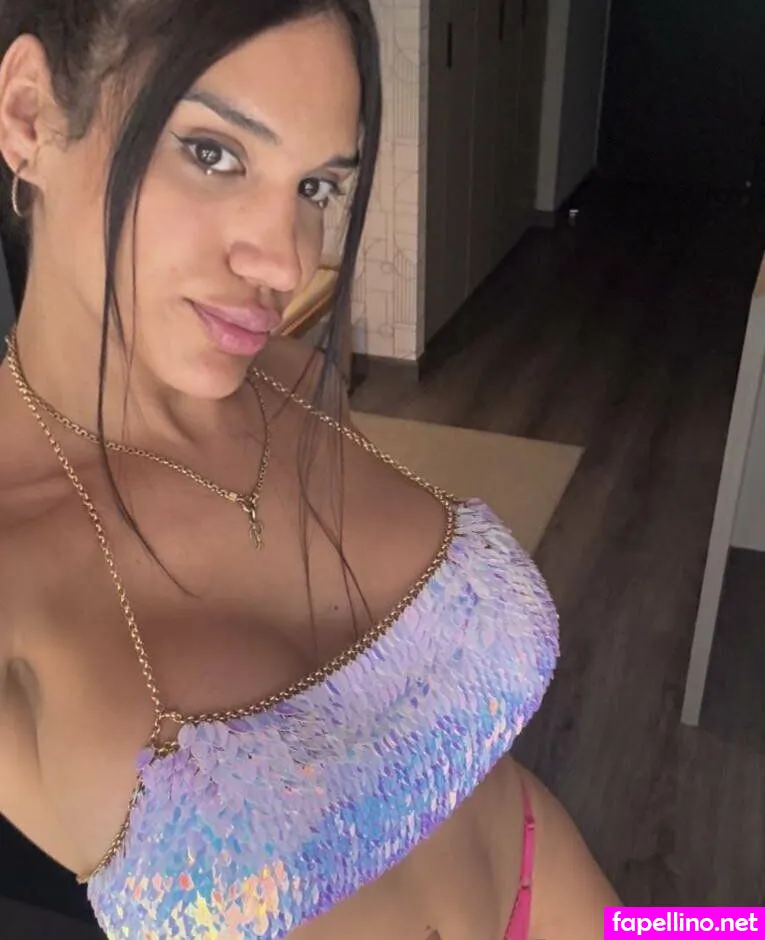 Lari.ts Leaked Nude Picture #58fPRS96lZ