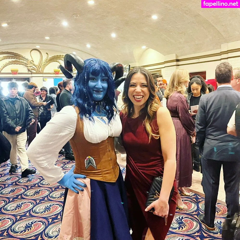 LauraBaileyVO, saltybl0nde Leaked Nude Picture #0aXcm4uXtW