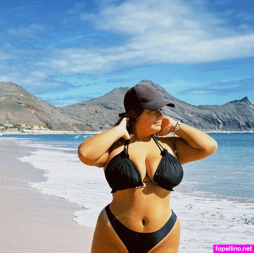 Laurafbenedito , laurafreitas.00 Leaked Nude Picture #6LrCQajgBh