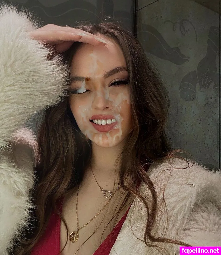 Laura Frey (l.frxy) Fakes Leaked Nude Picture #NJ18p9JwbY