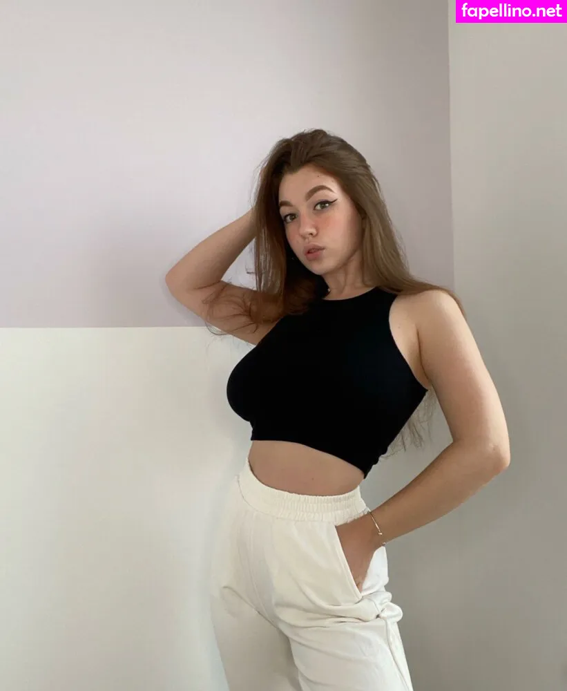 Itslaurasalvia, salvialaura22 Leaked Nude Picture #iCLNW93wmn