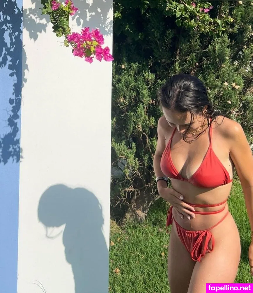 Laurachesnok, laurasorooo Leaked Nude Picture #5m3Ko8aW7o
