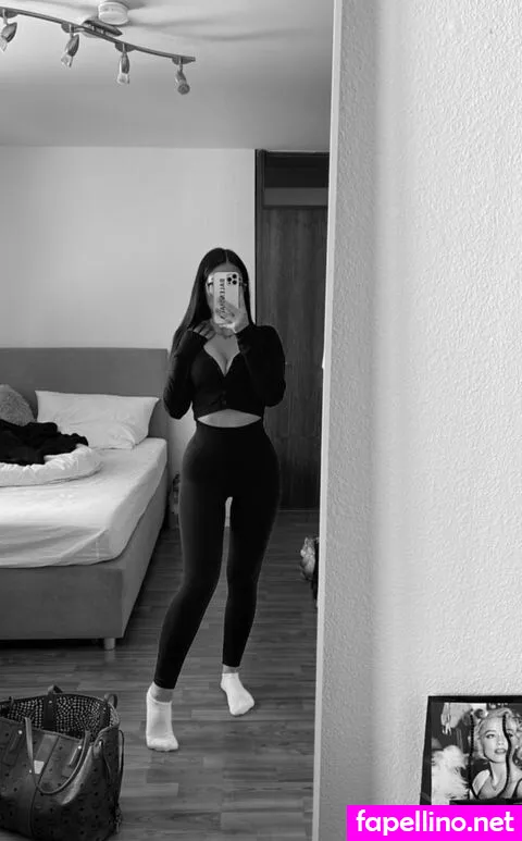 Lauraaasmk__, lauraceline Leaked Nude Picture #BzAU6mvmAs