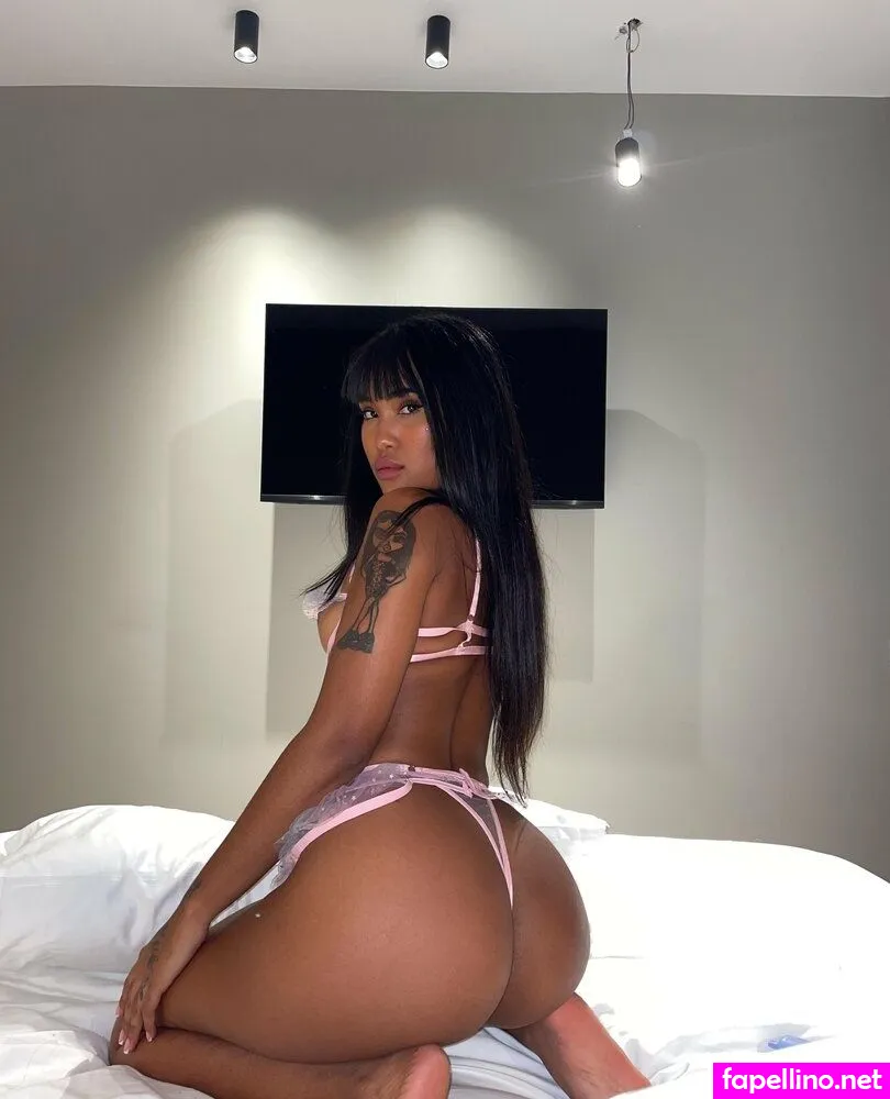 Lauraclazo Leaked Nude Picture #667BPMY6BD