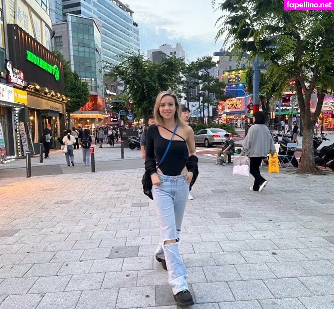 Laure_bv, laurenalexis_x Leaked Nude Picture #VhPCmYoQX2